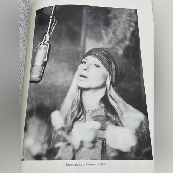 Streisand The Woman And The Legend by James Spada 1981 Nonfiction Biography - Picture 7 of 8